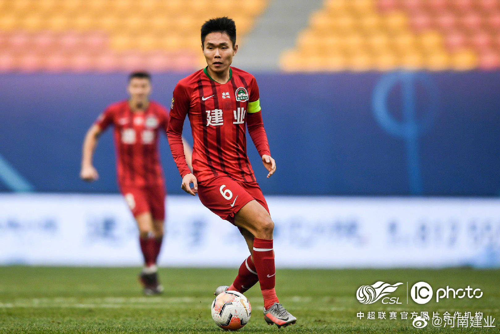 C7娱乐-泰达主场战胜建业，队员们士气高涨信心满满