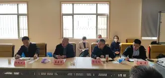 包含上港实力坚挺，要守住中超霸主地位的词条